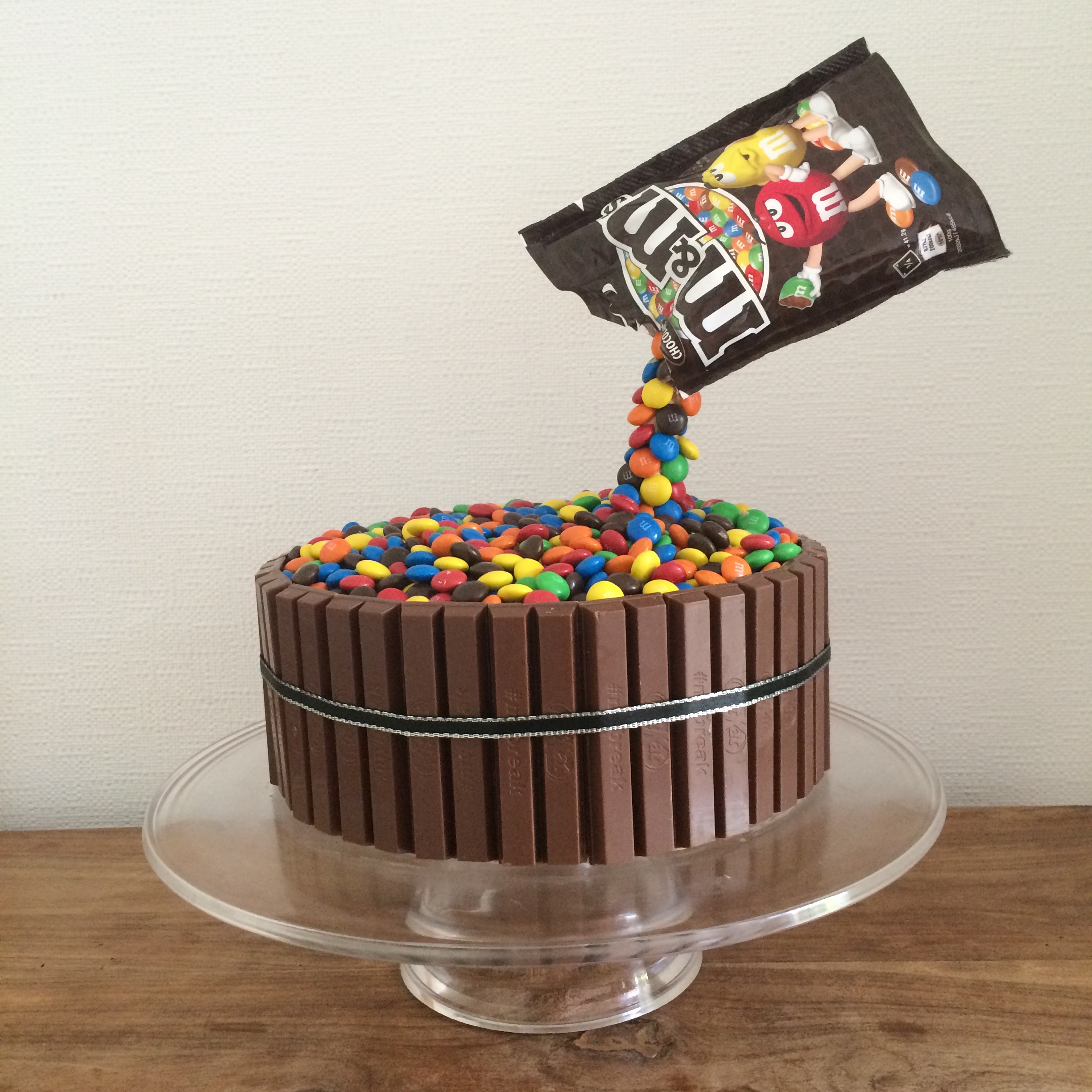Defying gravity M&M Cake - Short & Sweet
